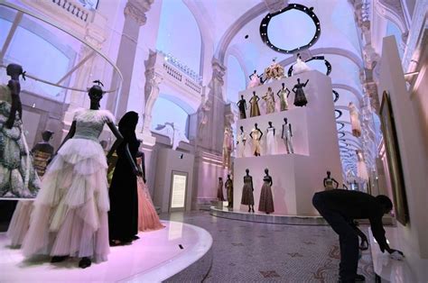 galleries dior|Dior museum Paris ticket price.